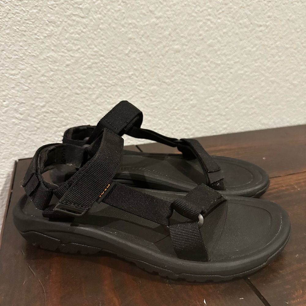 Teva XLT2 Hurricane Sandals (Men’s Sz 10) Excellent Condition